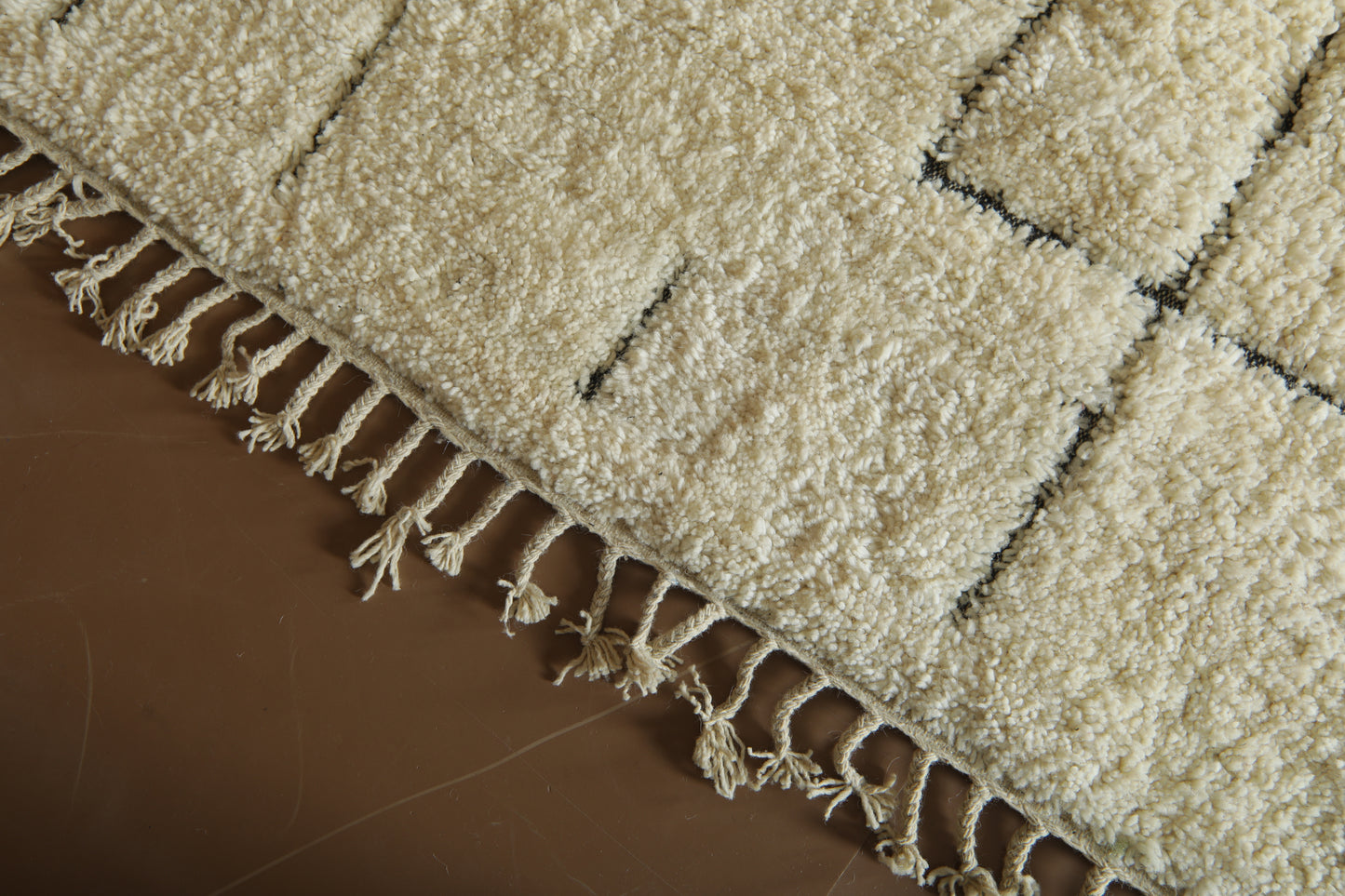Moroccan Beni Ourain Rug - Modern Ivory & Abstract Nomad Lines - Beatiful Custom rug