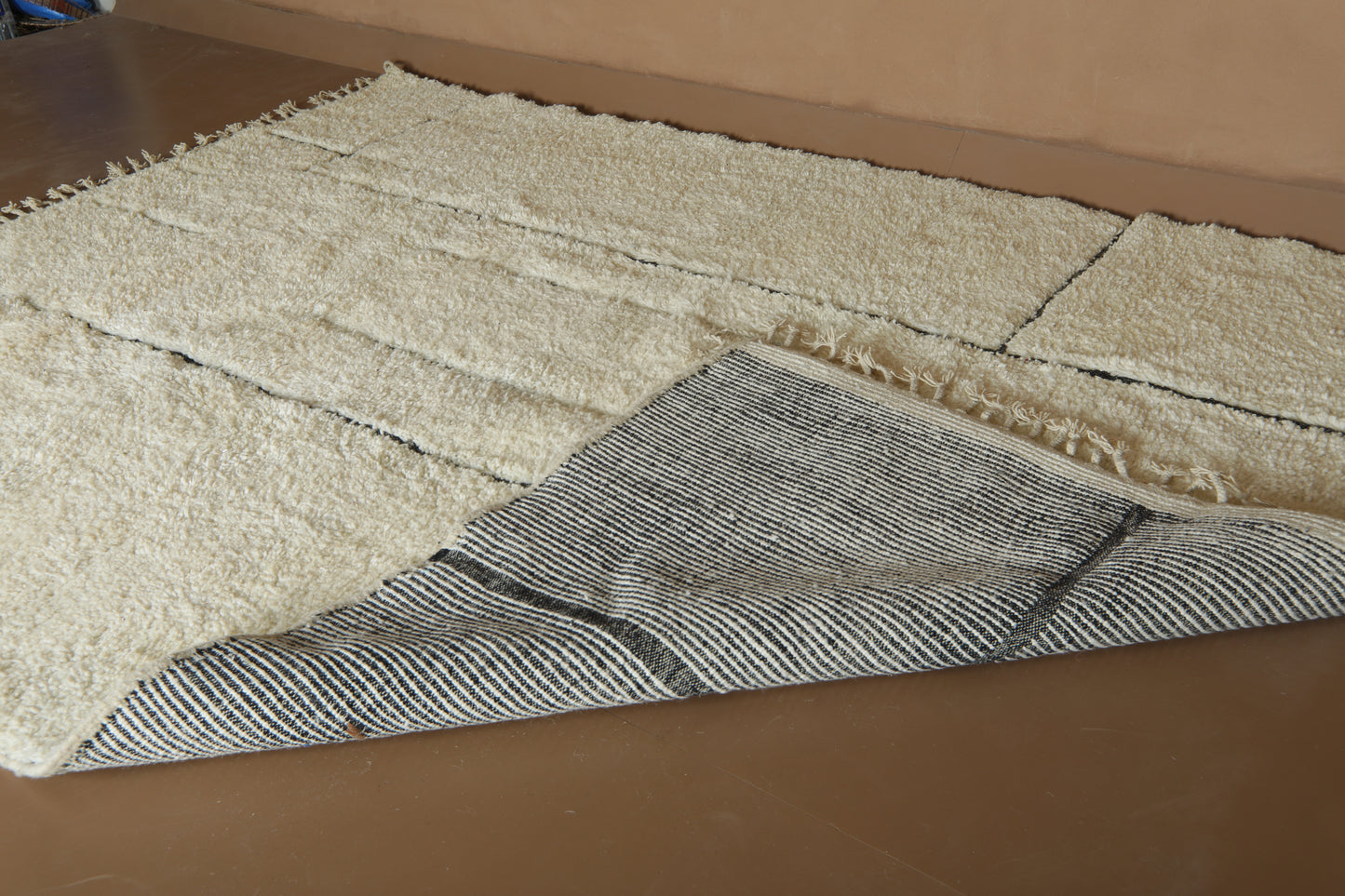Moroccan Beni Ourain Rug - Modern Ivory & Abstract Nomad Lines - Beatiful Custom rug
