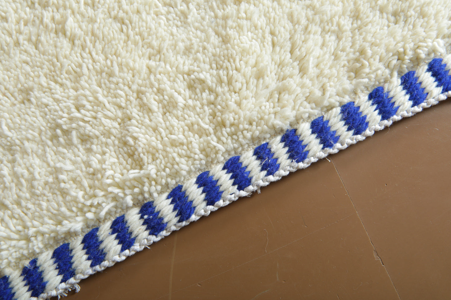 Minimalist Moroccan Rug - Blue Diamond Lattice – Custom Handwoven Wool