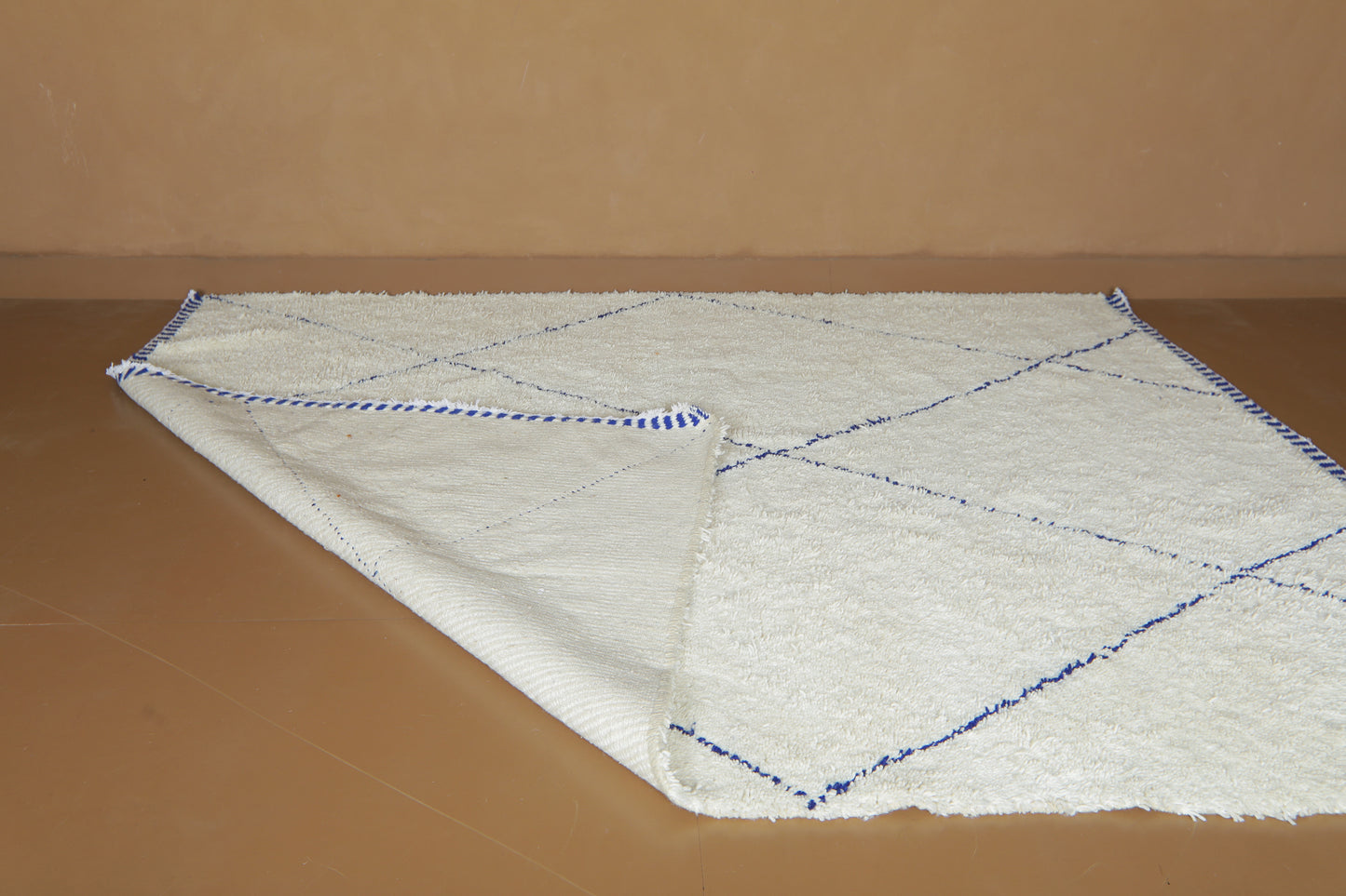 Minimalist Moroccan Rug - Blue Diamond Lattice – Custom Handwoven Wool