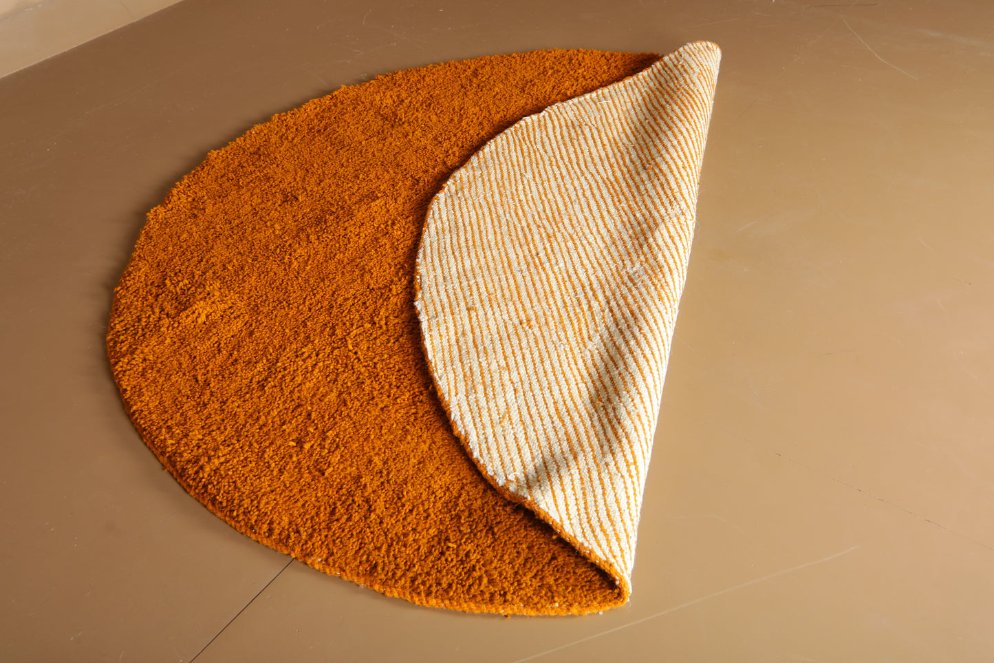 Custom Round Moroccan Rug – Minimalist Burnt Orange Wool