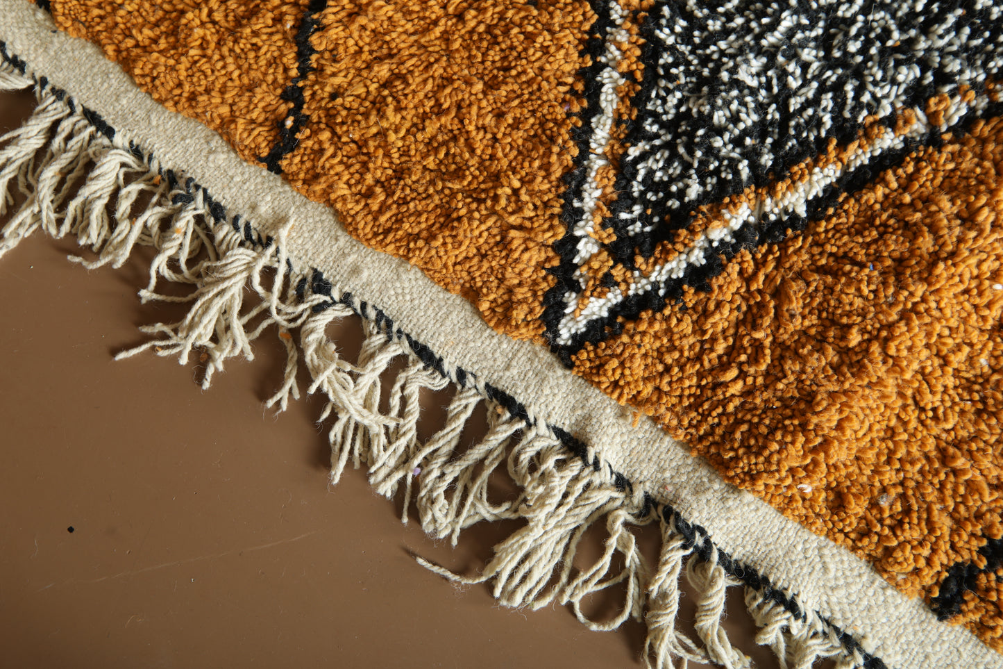 Moroccan Rug with Geometric Elegance - Custom wool Rug - Handcrafted