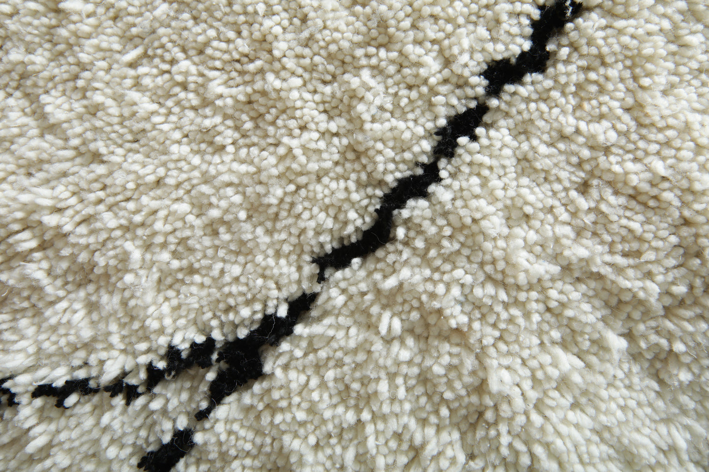 Minimalist Round Rug - Custom Wool rug - Handmade Moroccan Rug