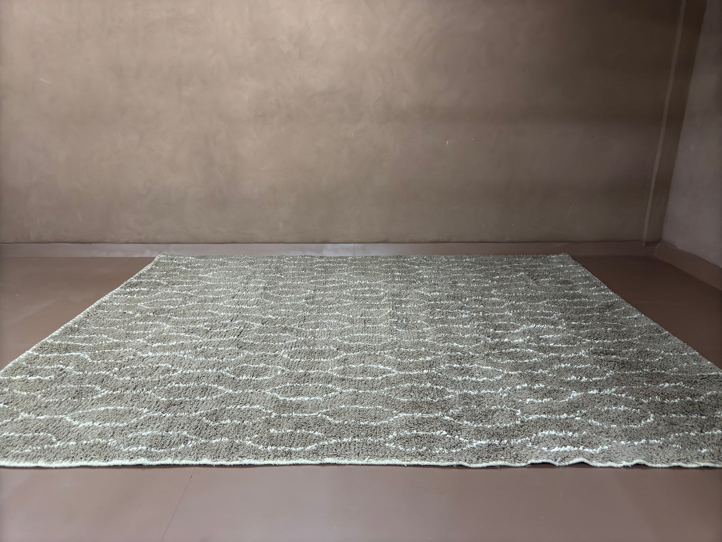 Authentic Handwoven Moroccan Rug – Timeless Artisan Beauty
