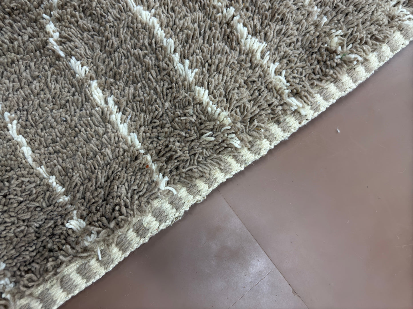 Authentic Handwoven Moroccan Rug – Timeless Artisan Beauty