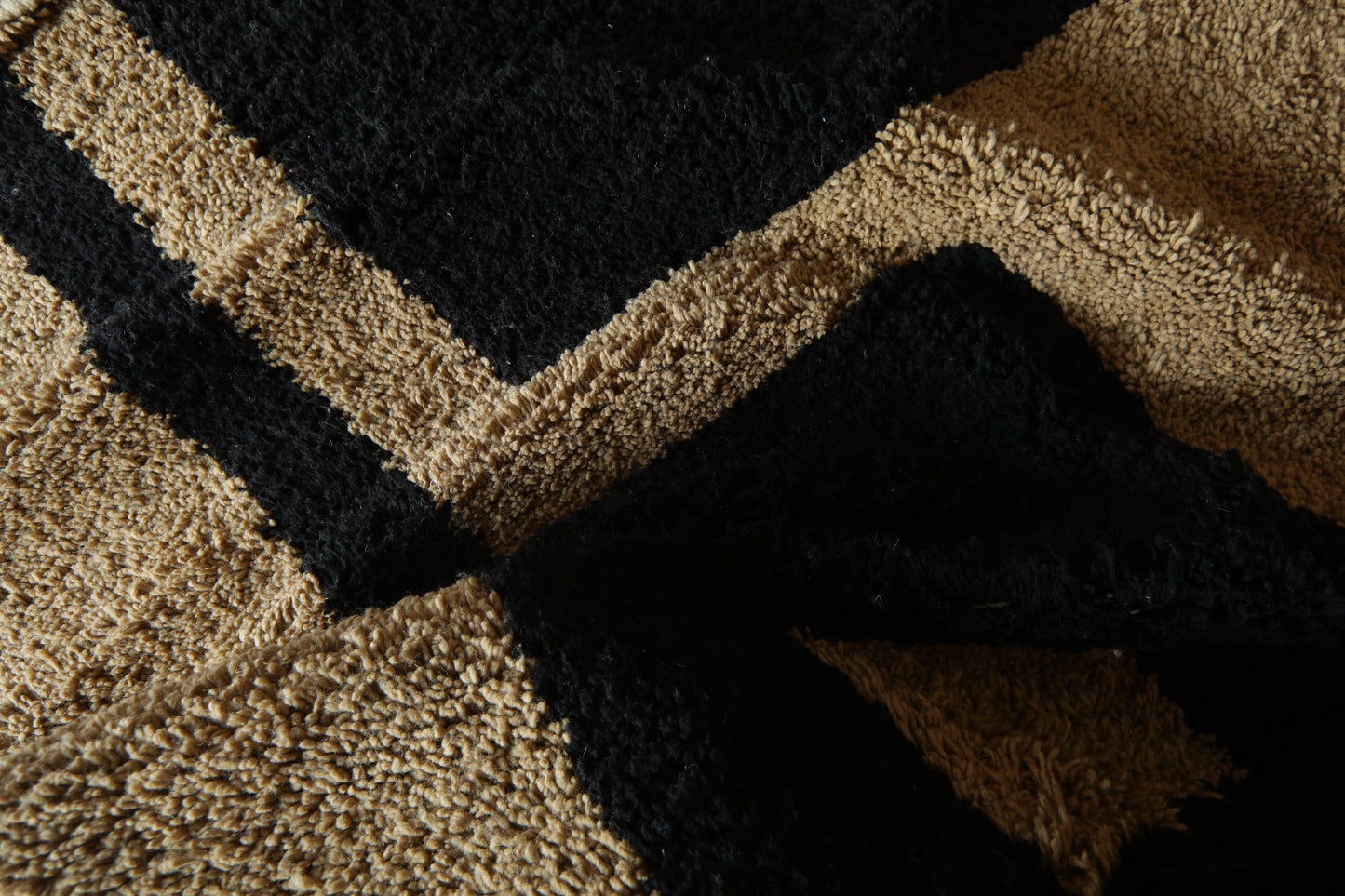 Modern Moroccan rug - Rug in Black & Clay - handmade Custom Rug