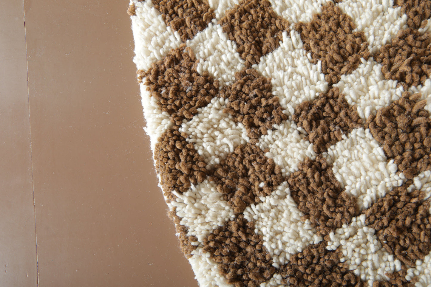 Handmade Moroccan Checkered Rug -Round Wool Rug - Custom Rug