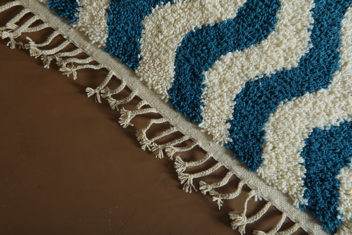 Custom Wave Pattern Rug – Handwoven Blue-Turquoise & White Moroccan Carpet