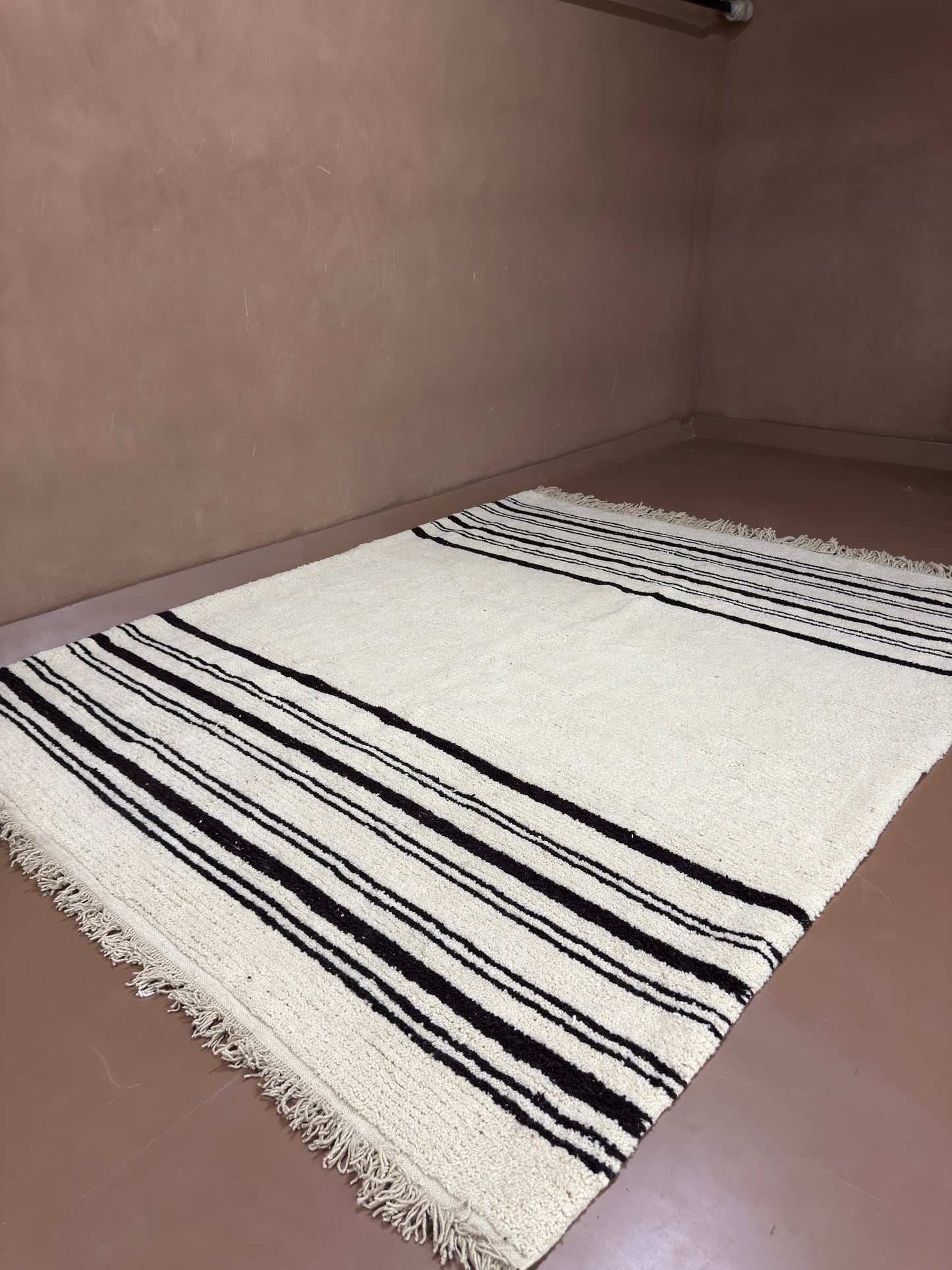 Handwoven Moroccan Rug  - Wool rug - Custom Rug